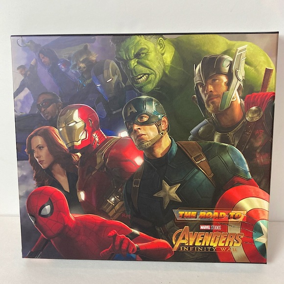 The Road to Marvel's Avengers: Infinity War The Art of the Marvel Universe Book - Picture 1 of 10
